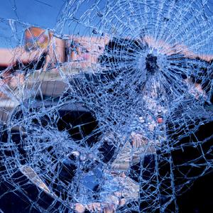 继夫吃嫩草挺进乖乖女
