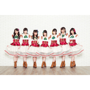 美女扒开胸罩👙给男生吃白头
