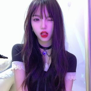 日本小黎人体艺术裸体
