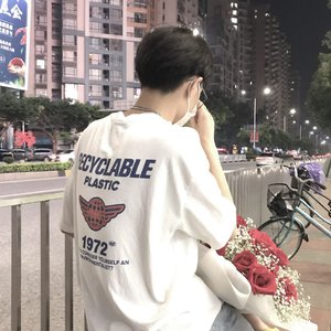 日本小黎人体艺术裸体
